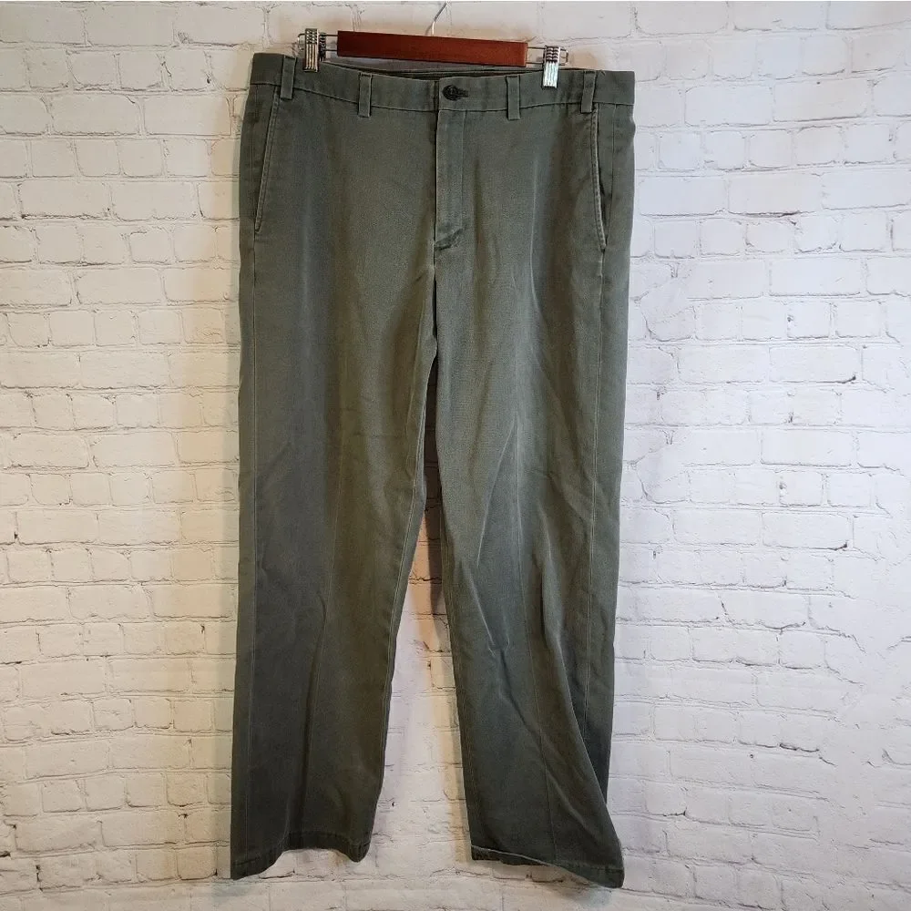 Men's Eddie Bauer chino pants, size 36